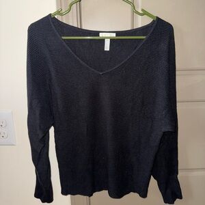 Black v neck sweater size xxs